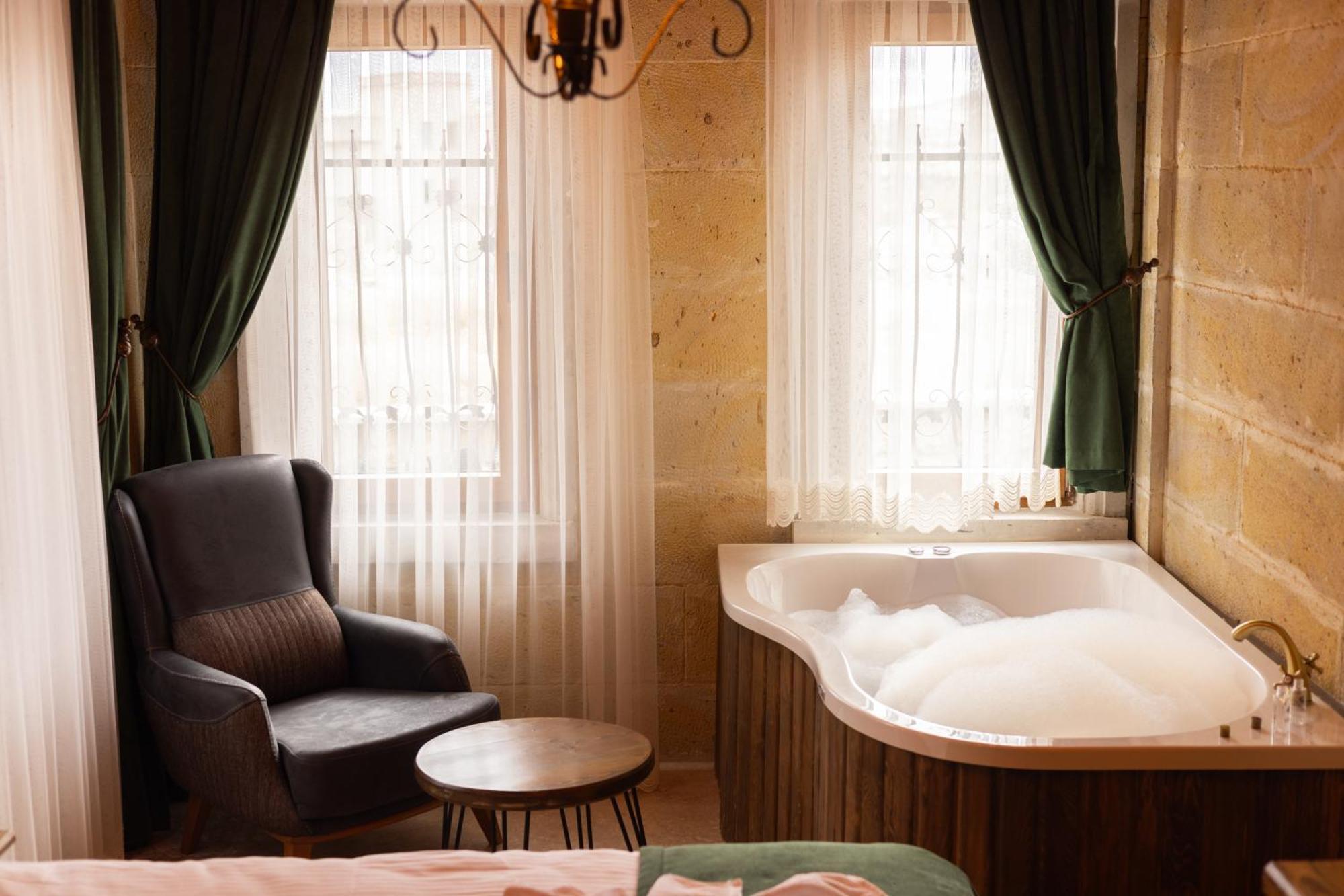 Elite Rose Cappadocia Hotel อุตชิซาร์ ภายนอก รูปภาพ